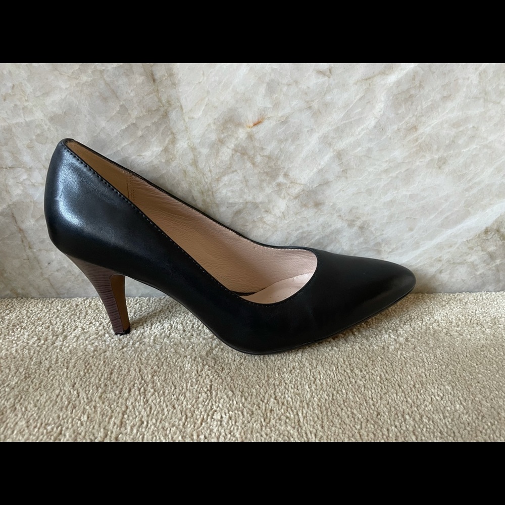 Clarks Black/Brown Leather Heels Pumps 7.5 - NIB - New
